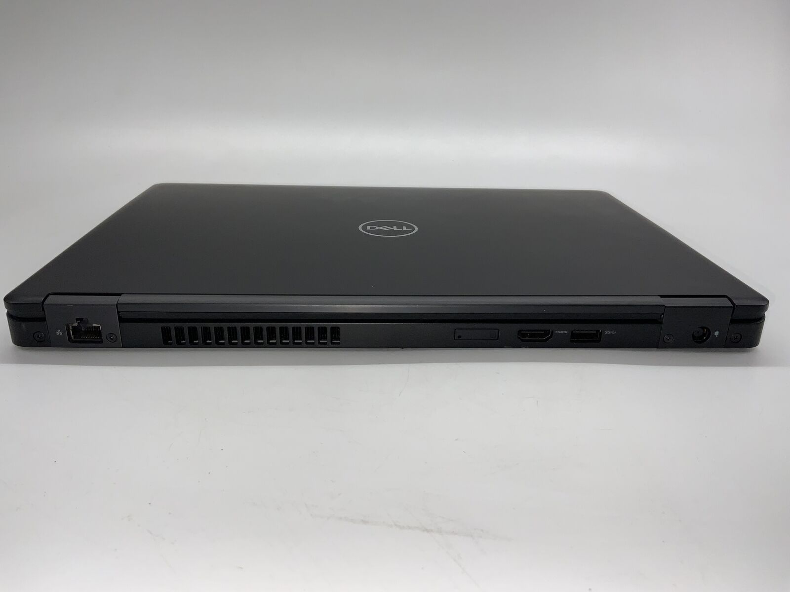 Laptop Dell Latitude 5490 Intel Core i7 8th Gen 32GB RAM + 256GB SSD - Imagen 4