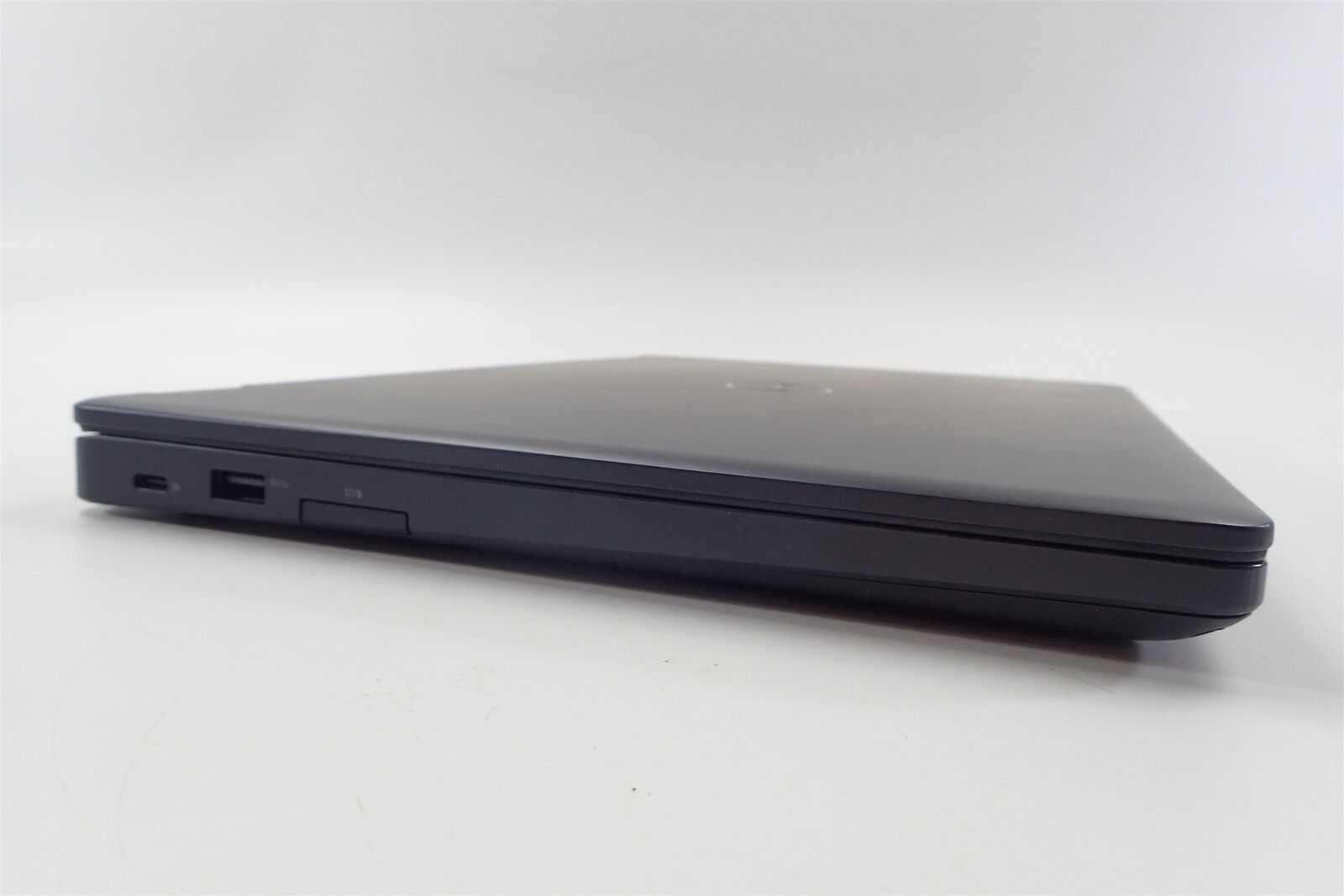 Laptop Dell Latitude 5480 Intel Core i7 7th Gen 16GB RAM + 512GB SSD - Imagen 3