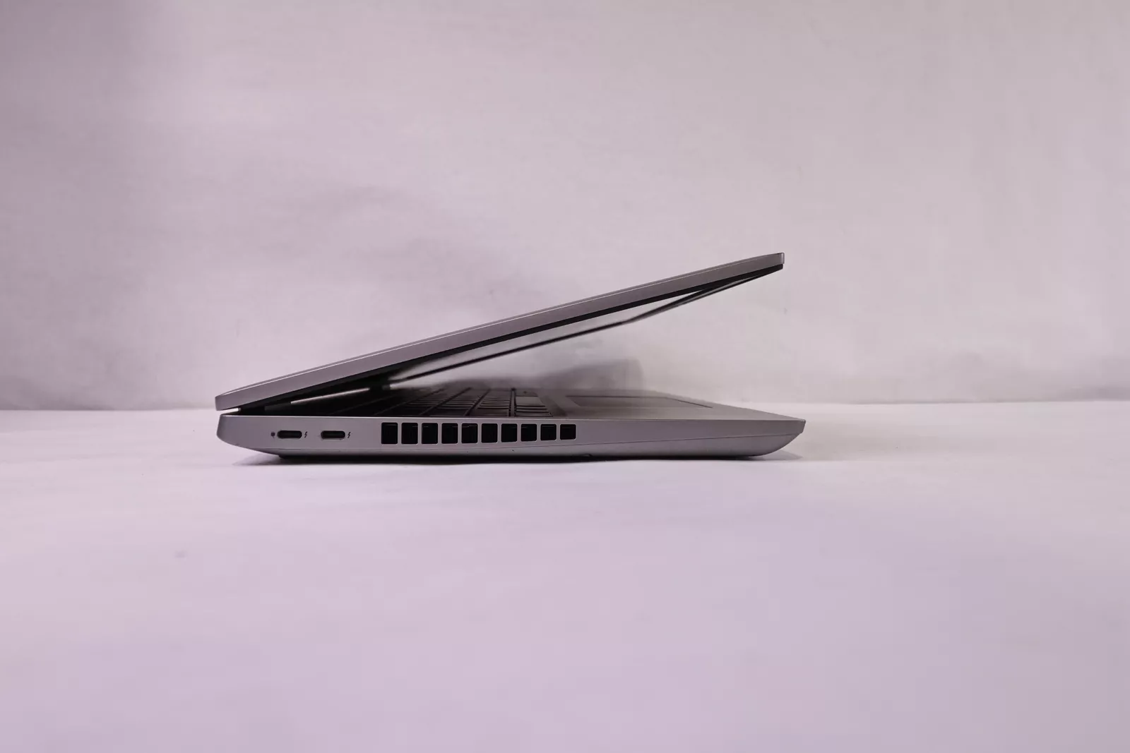 Laptop Dell Precision 3561 Intel Core i7 11th Gen 32GB RAM + 512GB SSD - Imagen 3