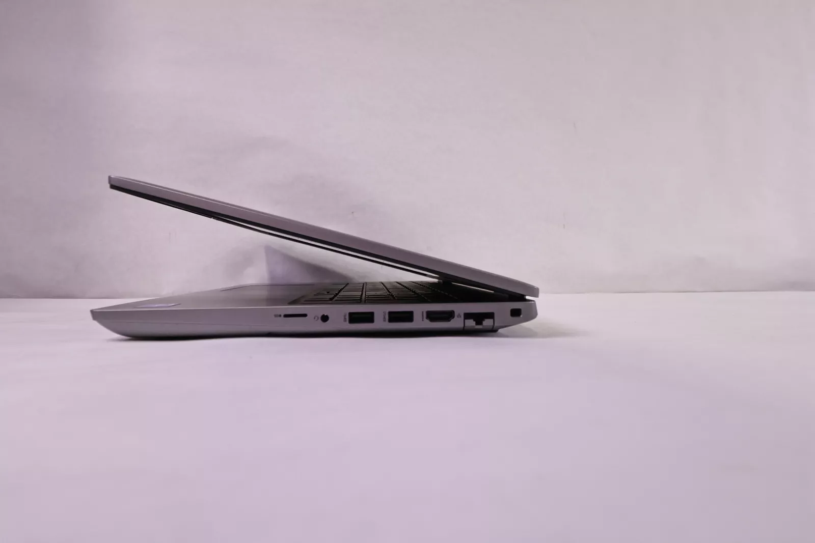 Laptop Dell Precision 3561 Intel Core i7 11th Gen 32GB RAM + 512GB SSD - Imagen 4